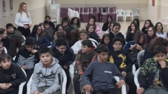 Eskişehir Durum ekibi, Namık Kemal Ortaokulu’nda öğrencilerle buluştu