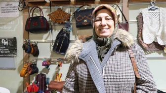 ’Sanatın Diploması El Becerisidir’ Diyen Kadının Deriyle Yazılan Başarı Hikayesi