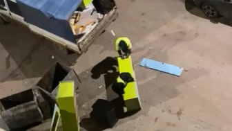 Gece Yarısı Gürültü Mahalleliyi Ayağa Kaldırdı