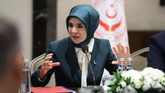 Bakan Göktaş Açıkladı: Çocuklar İçin Yeni Sosyal Medya Düzenlemesi Hayata Geçiyor