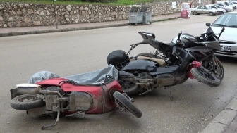 Bilecik’te Fırtına Hayatı Olumsuz Etkiledi