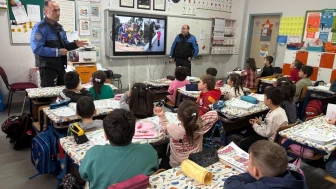 Kütahya’da Minik Öğrencilere Polis ve Güvenlik Eğitimi
