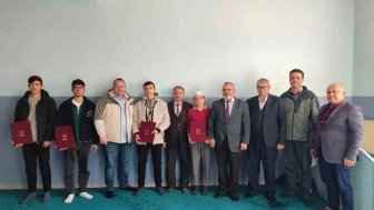 Şuhut’ta Hafızlık Eğitimini Tamamlayan Öğrenciler İcazet Sevinci Yaşadı