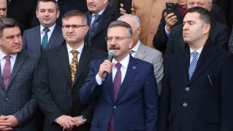 Vali Hüseyin Aksoy Eskişehir’e veda etti