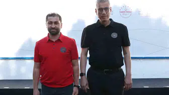 Bilecik'in sağlık vizyonu Urla'daki kritik zirvede masaya yatırıldı