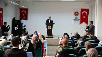 Vali Yavuz'dan İmam Hatip vurgusu: İslam dünyası için model ülke Türkiye