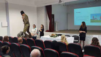 Eskişehir'de velilere okul başarısında aile desteğinin önemi anlatıldı