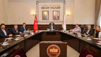 Arsuz'da Kültürel Dönüşüm Başlıyor: Mozaik Kütüphane İçin İmzalar Atıldı