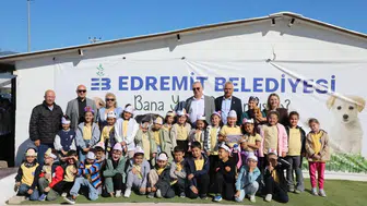 Edremit'te minik öğrenciler sokak hayvanlarıyla buluştu: Geleceğin merhametli nesilleri yetişiyor