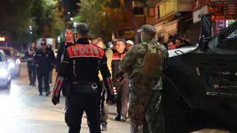 Elazığ Emniyeti'nden kapsamlı huzur operasyonu: Eğlence mekanları ve caddeler mercek altında