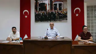 Nazilli'de esnafın yüzünü güldüren karar: Ruhsat ücretlerinde indirim yapıldı