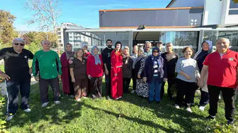 Körfez'de 60 yaş üstü vatandaşlar için hareketli ve sosyal bir yaşam dönemi başladı