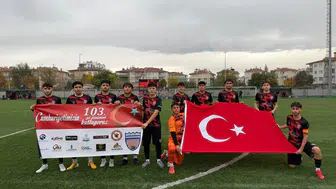 1966 Turanspor'dan Argıncık'ta Cumhuriyet coşkusu