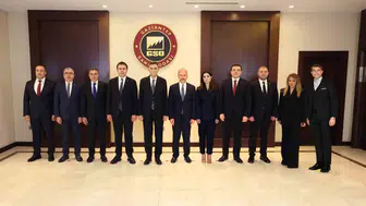 Gaziantep Sanayi Odası'nda Yeni Dönem: Adnan Ünverdi ve Ekibi Göreve Başladı