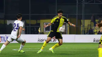 Aliağa FK evinde kazandı: Menemen FK 10 kişi kaldığı maçtan puansız ayrıldı