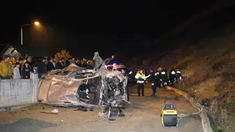 Oltu'da 22 metrelik uçuruma yuvarlanan araçta acı bilanço: 21 yaşındaki genç hayatını kaybetti