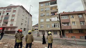 Küçükçekmece'de 7 katlı binadan gelen çatlama sesleri paniğe yol açtı: Bina mühürlendi