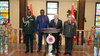 Ankara'da Gambiya ile savunma diplomasisi: Bakan Güler mevkidaşını ağırladı