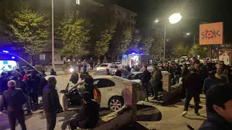 Çorum'da cadde ortasında zincirleme kaza: 4 yaralı ve büyük maddi hasar