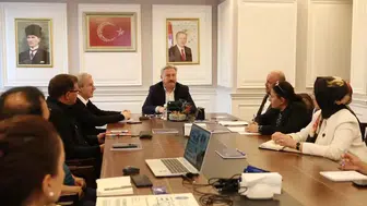 Melikgazi'de Hasat Zamanı: Yahyalı ve Develi'nin Elmaları Çarşı'ya Taşınıyor