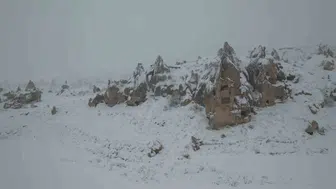 Göreme'de kaya düşmesi sonrası bölgenin değişen çehresi havadan görüntülendi