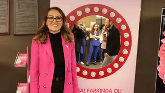 Meme kanserinde erken teşhisin gücü: Ayna karşısında 5 dakikalık farkındalık hayat kurtarıyor
