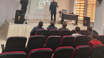 Aydıntepe'de ruhsatlı silah sahiplerine kritik güvenlik eğitimi verildi