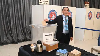 Denizli Ticaret Odası'nda Uğur Erdoğan güven tazeledi: 30 komitede yeni dönem