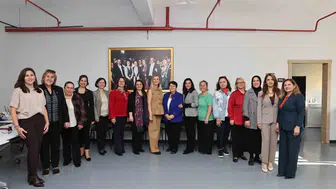 Nilüferli kadın muhtarlar yerel yönetimdeki güçlerini kutladı