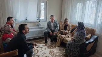 Havza'da 1 Ekim'e özel anlamlı ziyaret: Kaymakam Serin yaşlıların kapısını çaldı