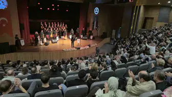 SAYSAD Türk Sanat Müziği Korosu ilk konserinde Cumhuriyet coşkusunu sahneye taşıdı