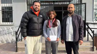 Bolvadin pistlerinde Tuana Günyaz rüzgarı: 100 metrede zirveye ulaştı