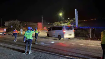 Kayseri'de feci kaza: İki otomobil çarpıştı, üç kişi yaşamını yitirdi