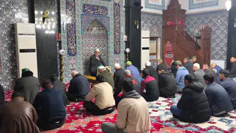 Sivrihisar'da sabah namazı buluşması: Gençler ve ilçe sakinleri aynı sofrada buluştu