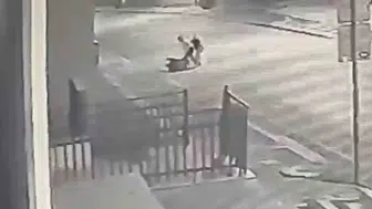 İş yerindeki yerini aldığı gerekçesiyle sokak ortasında dehşeti yaşadı