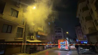 Nilüfer'de gece yarısı kıraathane yangını: Ekipler alevleri büyümeden durdurdu