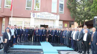 Karabük'te Muhtarlar Günü Buluşması: Devlet ve Vatandaş Arasındaki Köprü Güçleniyor