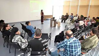 Dijital dünyada özel gereksinimli bireylerin güvenliği için ailelere rehberlik