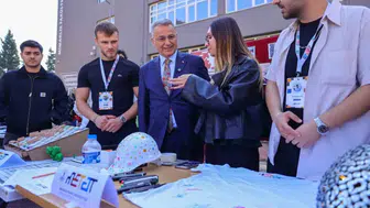 İlkadım Belediyesi gençlerin akademik ve sosyal geleceğini inşa ediyor