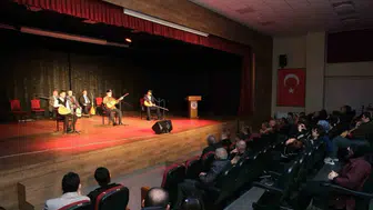 Erzincan'da aşıklık geleneği saz ve sözün gücüyle yeniden hayat buldu