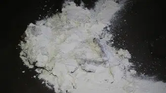 Samsun sahillerini tedirgin eden gizemli çuvalların sırrı çözüldü: İçinden guar gum çıktı