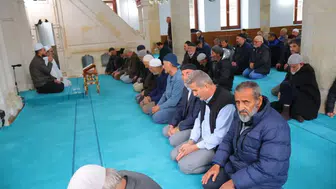 Bayburt Yakutiye Camii'nde Camiler ve Din Görevlileri Haftası'na özel Kur'an ziyafeti