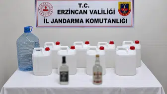 Erzincan'da kaçak içki imalathanesine jandarma baskını