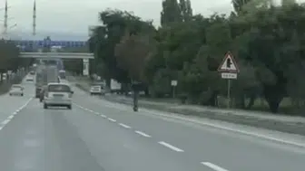 Eskişehir Çevreyolunda Scooterlı Sürücü Tehlike Saçtı