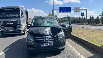 Silvan Bulvarı'nda feci kaza: Yolun karşısına geçmek isteyen yaya ağır yaralandı