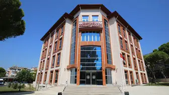 Bayındır merkezli yasa dışı bahis ağında çember daralıyor: Tutuklu sayısı 13 oldu