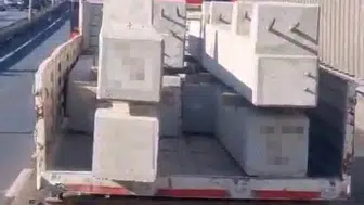 Eskişehir Çevreyolu’nda Tonluk Beton Blok Tehlikesi