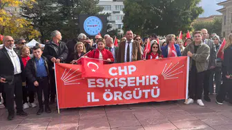 Eskişehir’de CHP’den 29 Ekim’de Atatürk Anıtı’na Çelenk