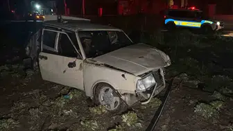 Eskişehir’de Kovalamaca Kazayla Bitti: Mahallede Elektrik Kesildi