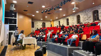 Eskişehir’de Öğrenci Yurdunda Kur’an-ı Kerim Eğitimi Sürüyor